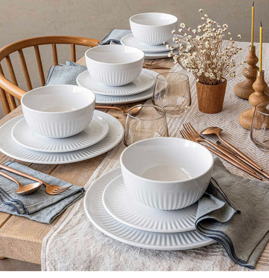 Dinnerware Set