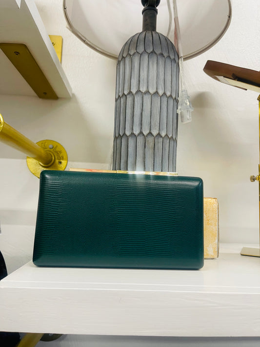 UE Avis Clutch 31413