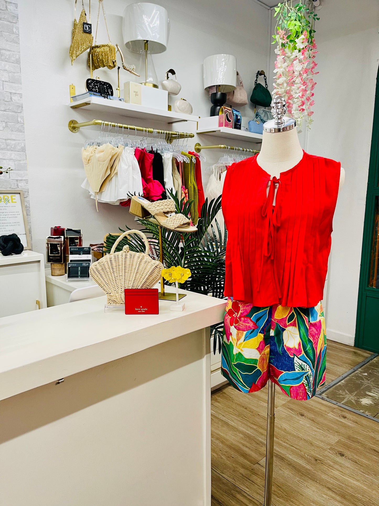 LL Pleated Cropped Top