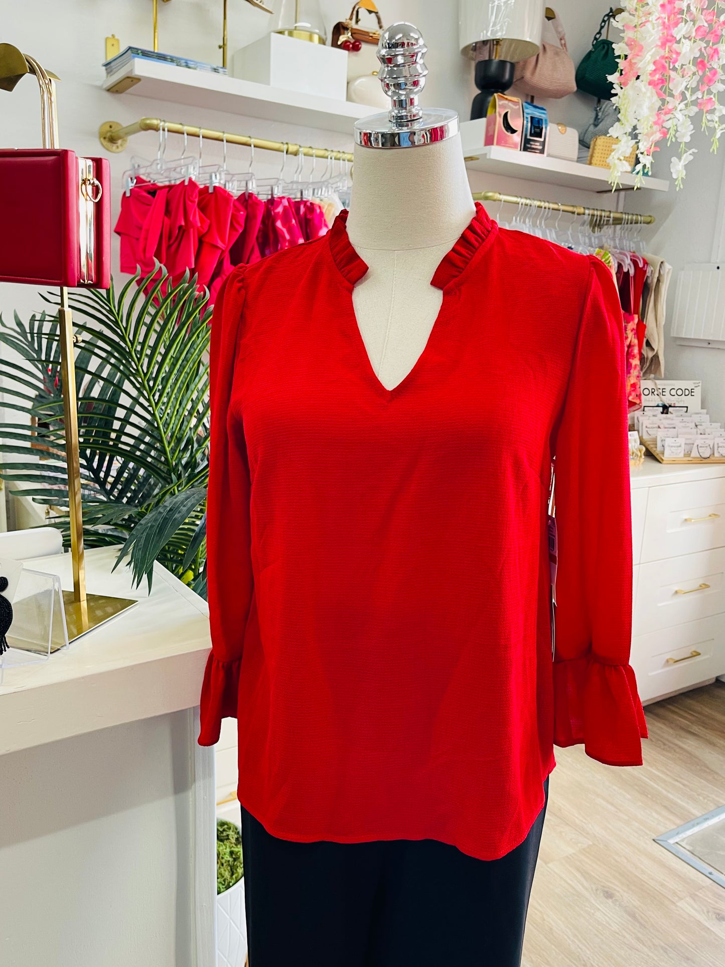 CeCe 3/4 Sleeve V Neck Blouse