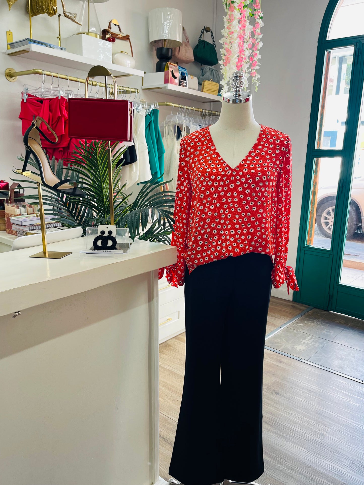 CeCe Poppy Blouse