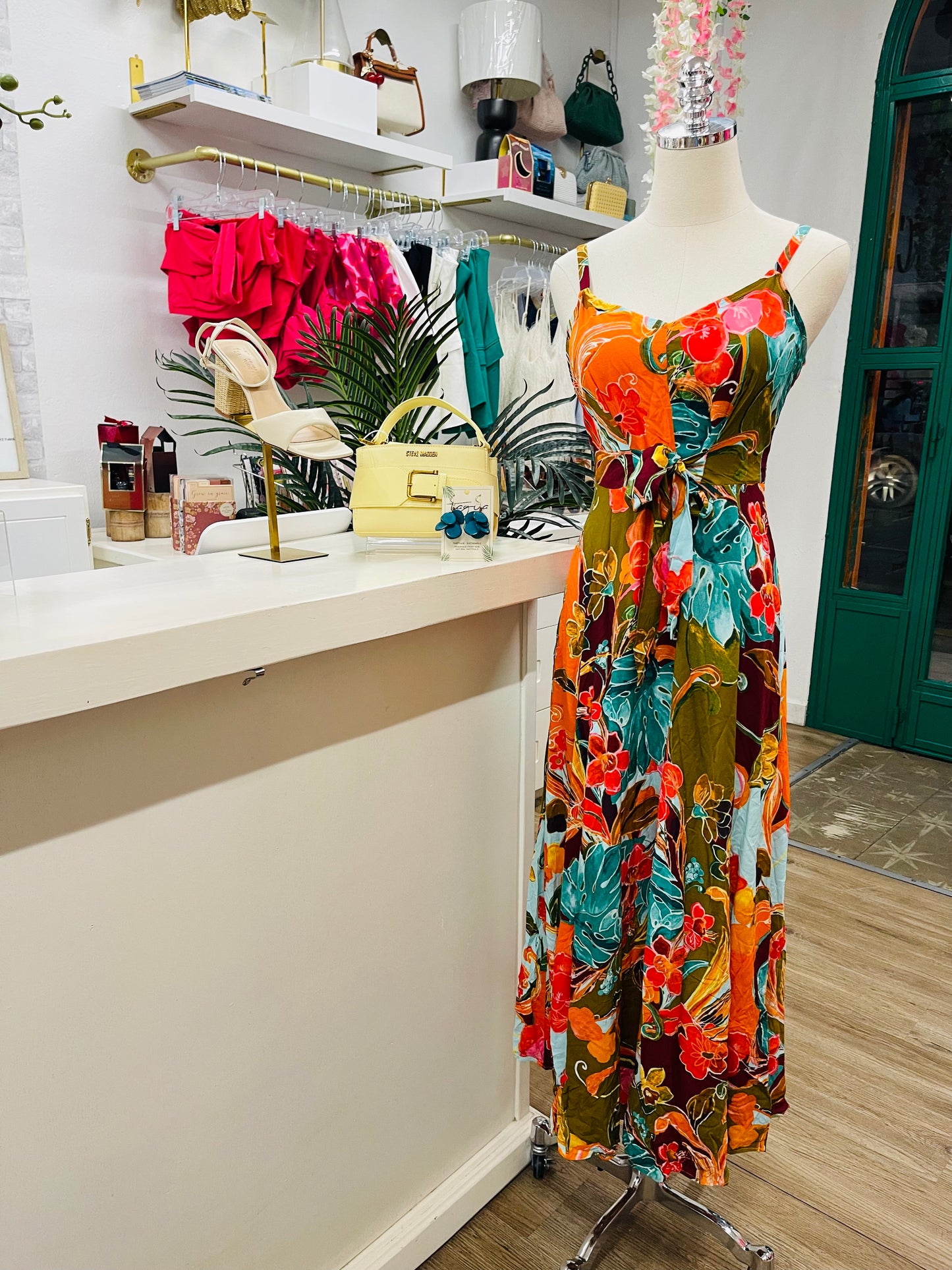 MSK Gina Tie Midi Dress