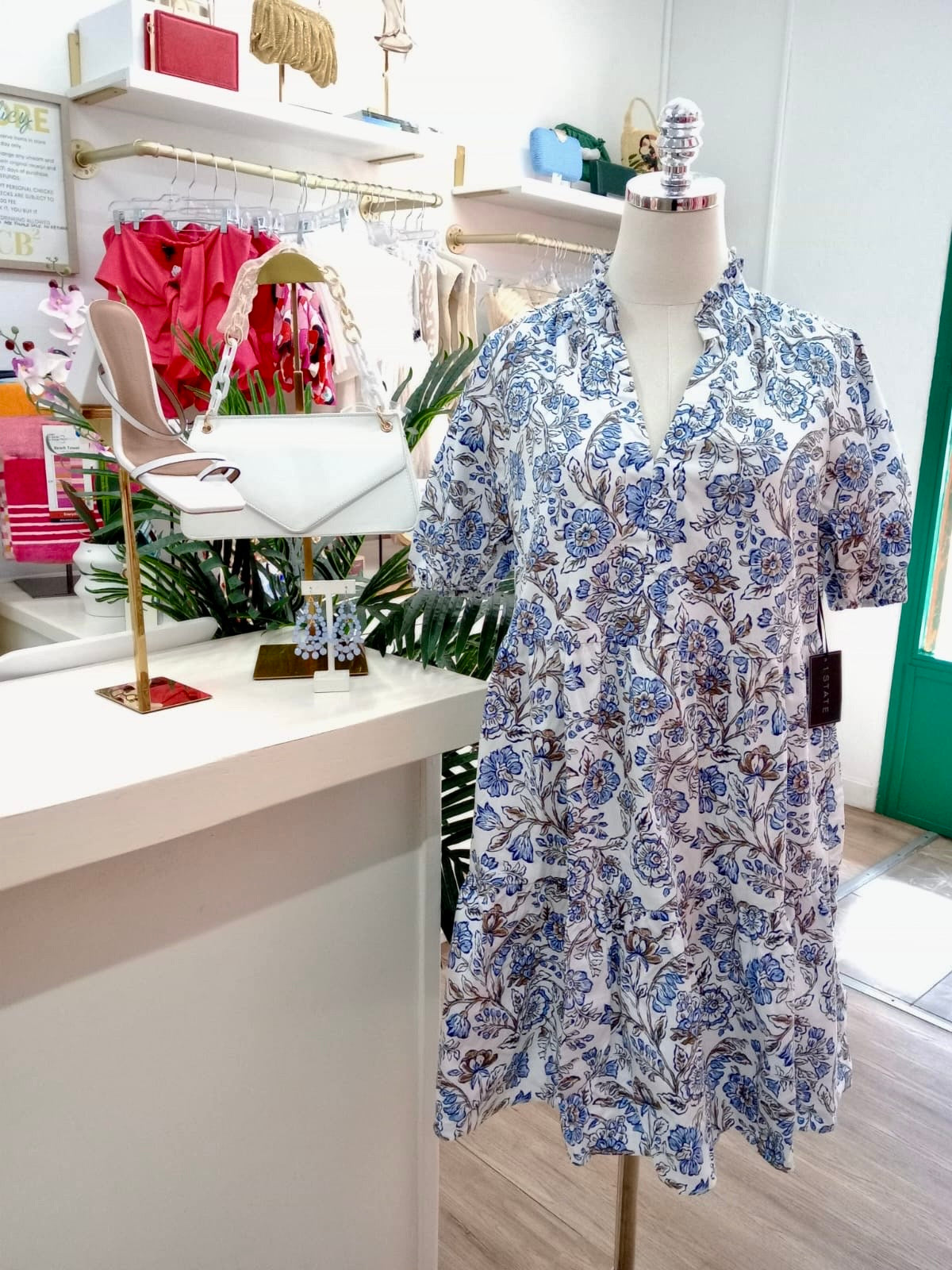 1State V Neck SS Dress