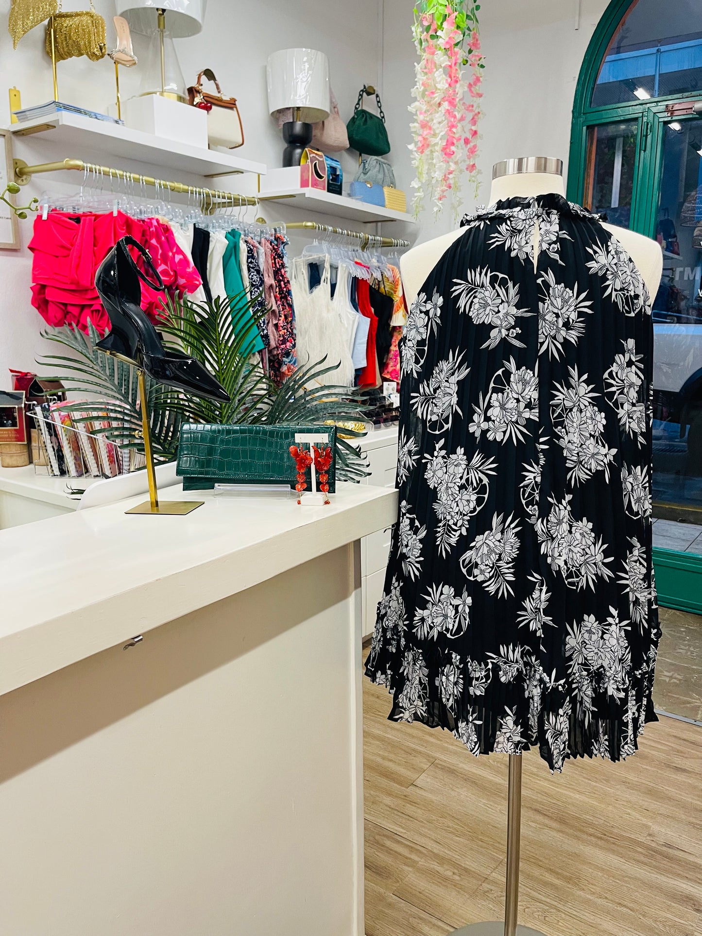 Robbie Bee Halter Shift Dress